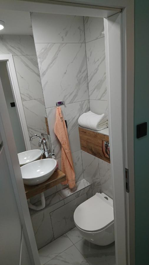 Bastowka Apartamenty أوسترون المظهر الخارجي الصورة